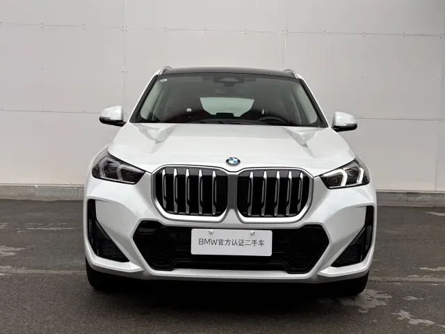 BMW X1 — Фото автомобиля 2