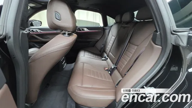 BMW 4-Series 4 серия (G22) 420i M Sport Pro Gran Coupe — Фото автомобиля 12