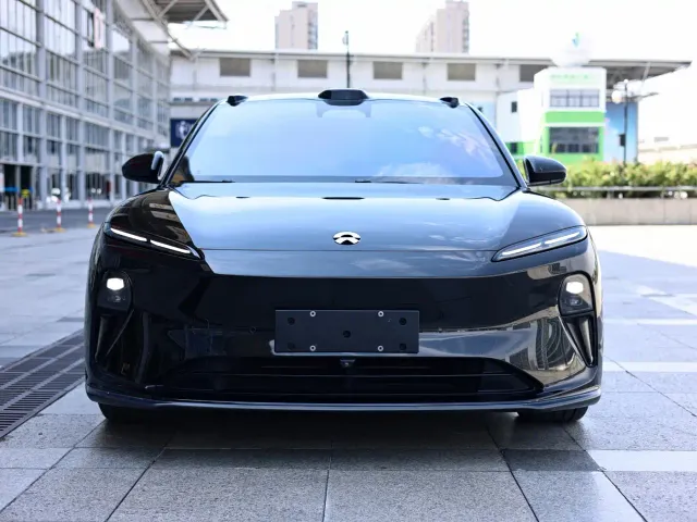 Nio ET5 Touring — Фото автомобиля 2