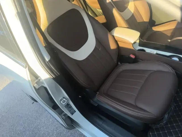 Wuling Bingo — Фото автомобиля 24