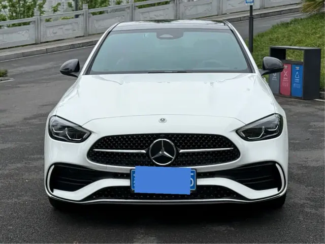 Mercedes-Benz C-Class — Фото автомобиля 2