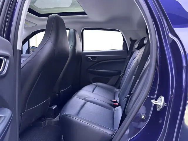 Leapmotor T03 — Фото автомобиля 9