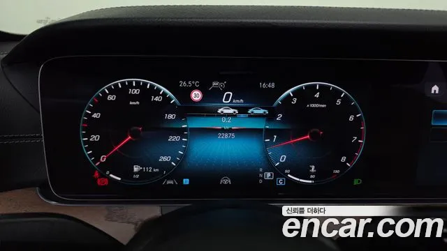 Mercedes-Benz E-Class — Фото автомобиля 8