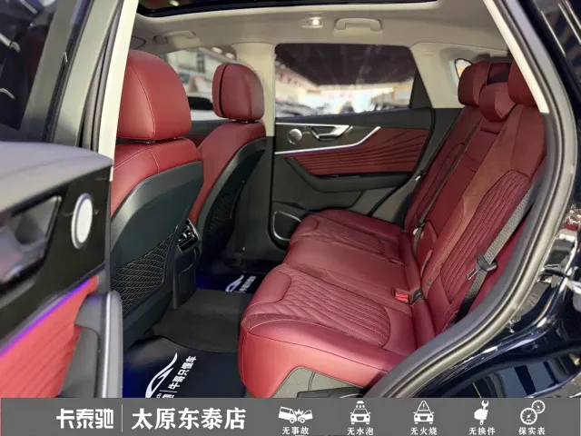 Hongqi HS5 — Фото автомобиля 17