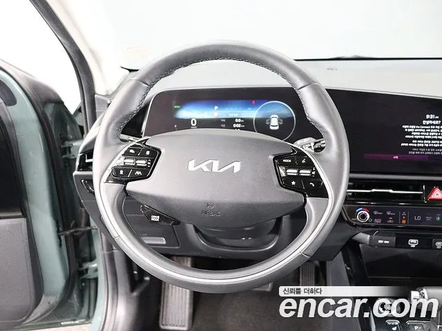 Kia Niro The All New — Фото автомобиля 14