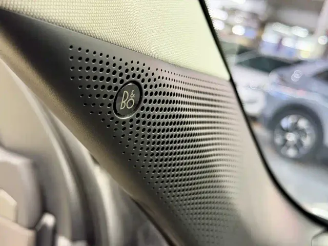 Ford Edge — Фото автомобиля 11