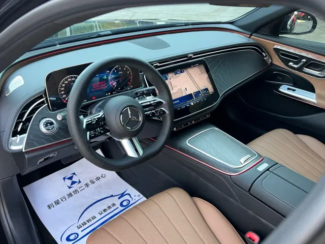 Mercedes-Benz E-Class — Фото автомобиля 9