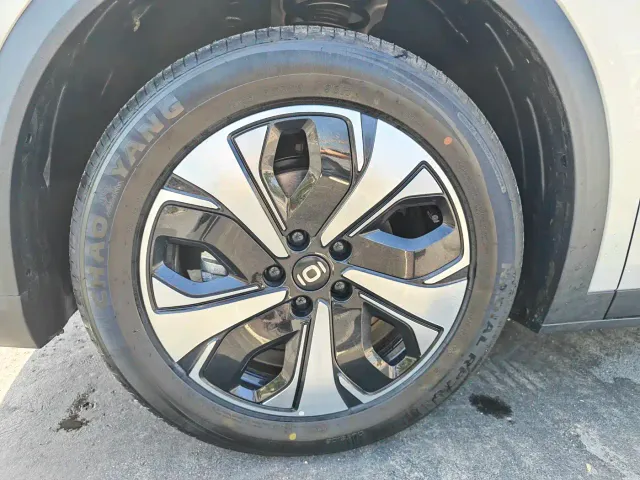 Changan Qiyuan Q05 — Фото автомобиля 13