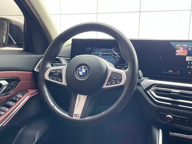 BMW i3 — Фото автомобиля 16