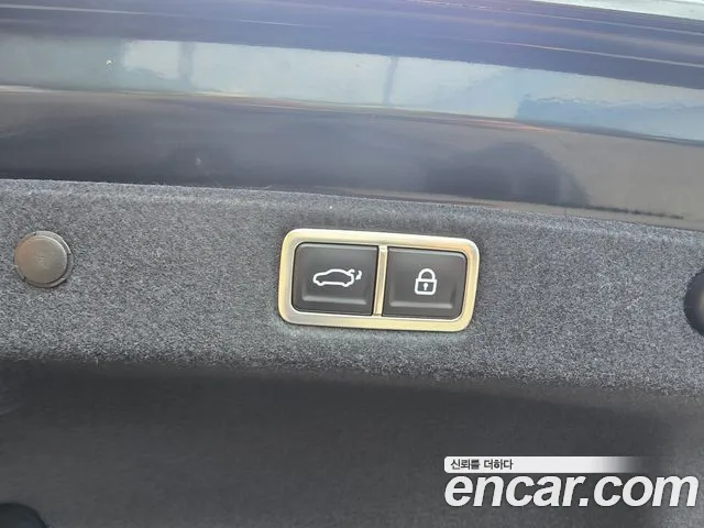 Hyundai Grandeur GN7 — Фото автомобиля 19