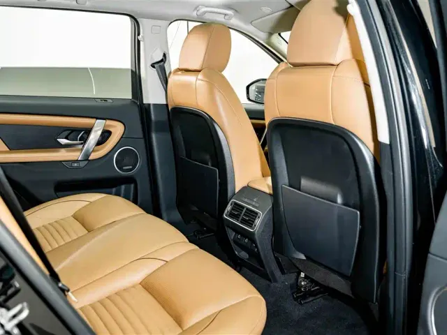 Land Rover Discovery Sport — Фото автомобиля 22
