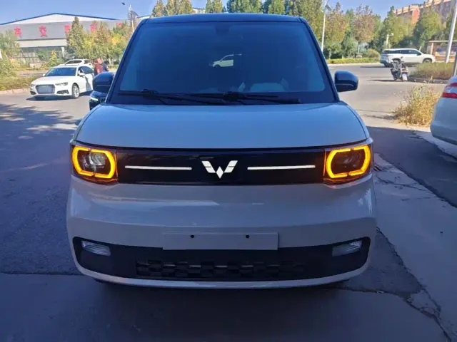Wuling Hongguang Mini EV — Фото автомобиля 2
