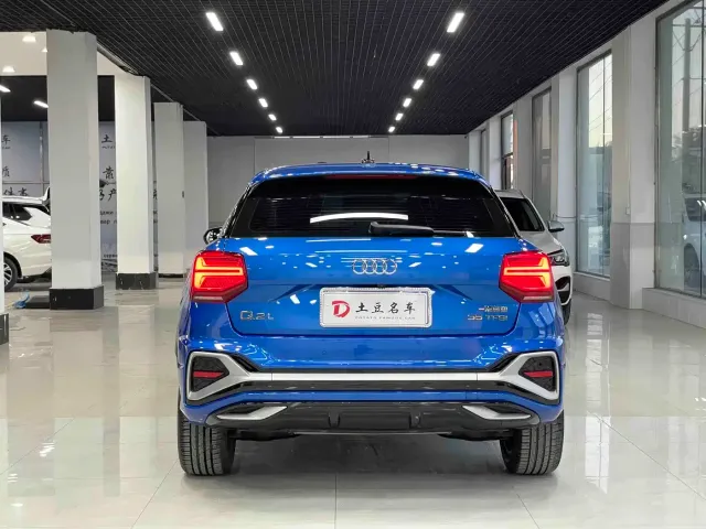 Audi Q2L — Фото автомобиля 5