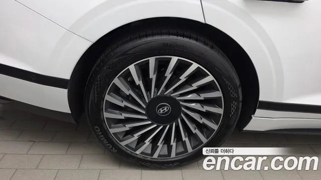 Hyundai Grandeur GN7 — Фото автомобиля 5