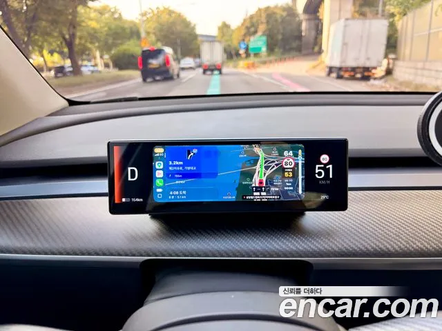 Tesla Model Y — Фото автомобиля 8