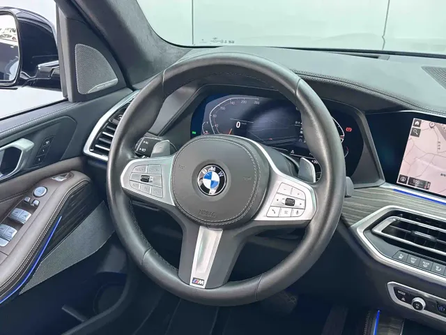 BMW X5 — Фото автомобиля 8