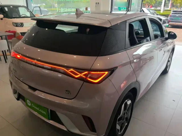 BYD Dolphin — Фото автомобиля 6
