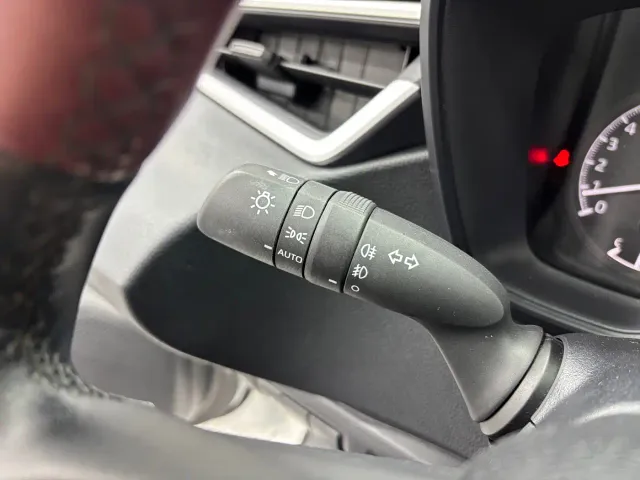 Toyota Corolla — Фото автомобиля 15