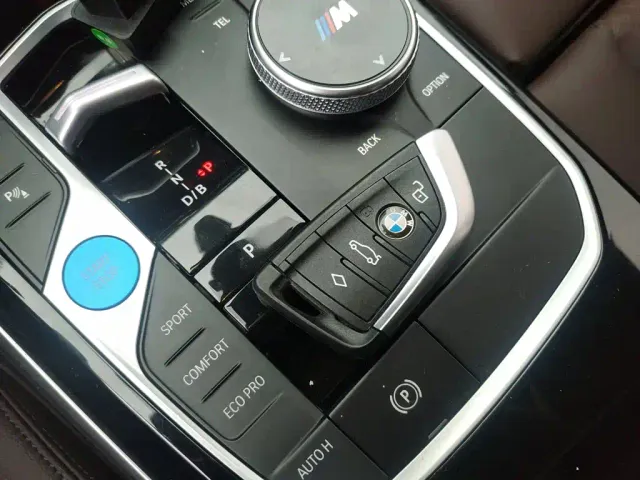 BMW i3 — Фото автомобиля 8