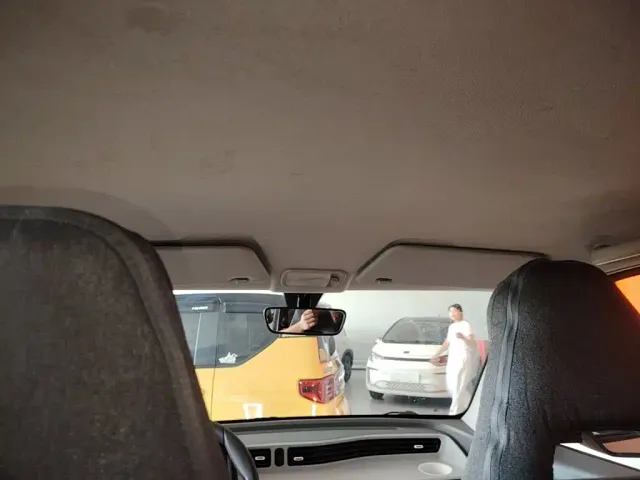 Wuling Hongguang Mini EV — Фото автомобиля 17