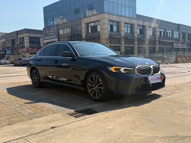 BMW 3 Series — Фото автомобиля 3