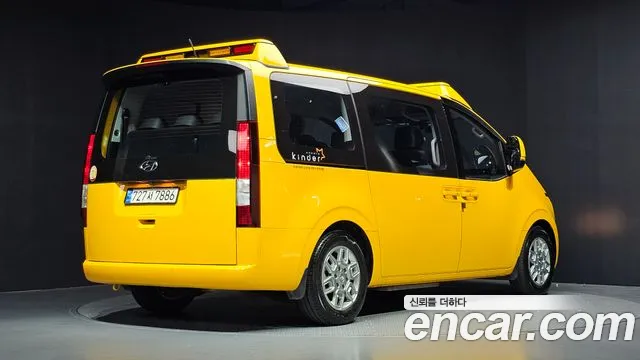 Hyundai Staria — Фото автомобиля 2