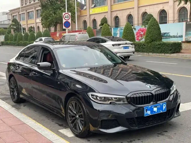 BMW BMW 3 Series 2022 325Li M Sport Shadow Edition — Фото автомобиля 3