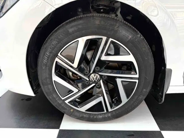 Volkswagen Sagitar — Фото автомобиля 4