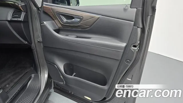 Toyota Alphard 4th Gen — Фото автомобиля 25