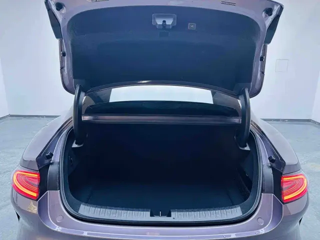 Xiaomi SU7 — Фото автомобиля 18
