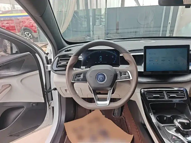 BYD Qin PLUS — Фото автомобиля 10