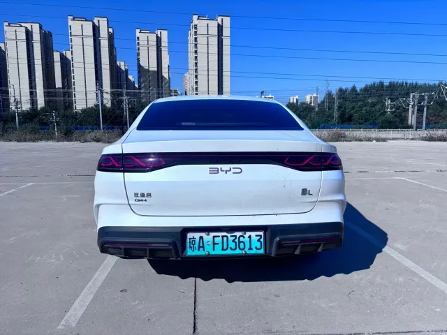 BYD Qin L — Фото автомобиля 6