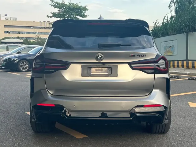 BMW iX3 — Фото автомобиля 6