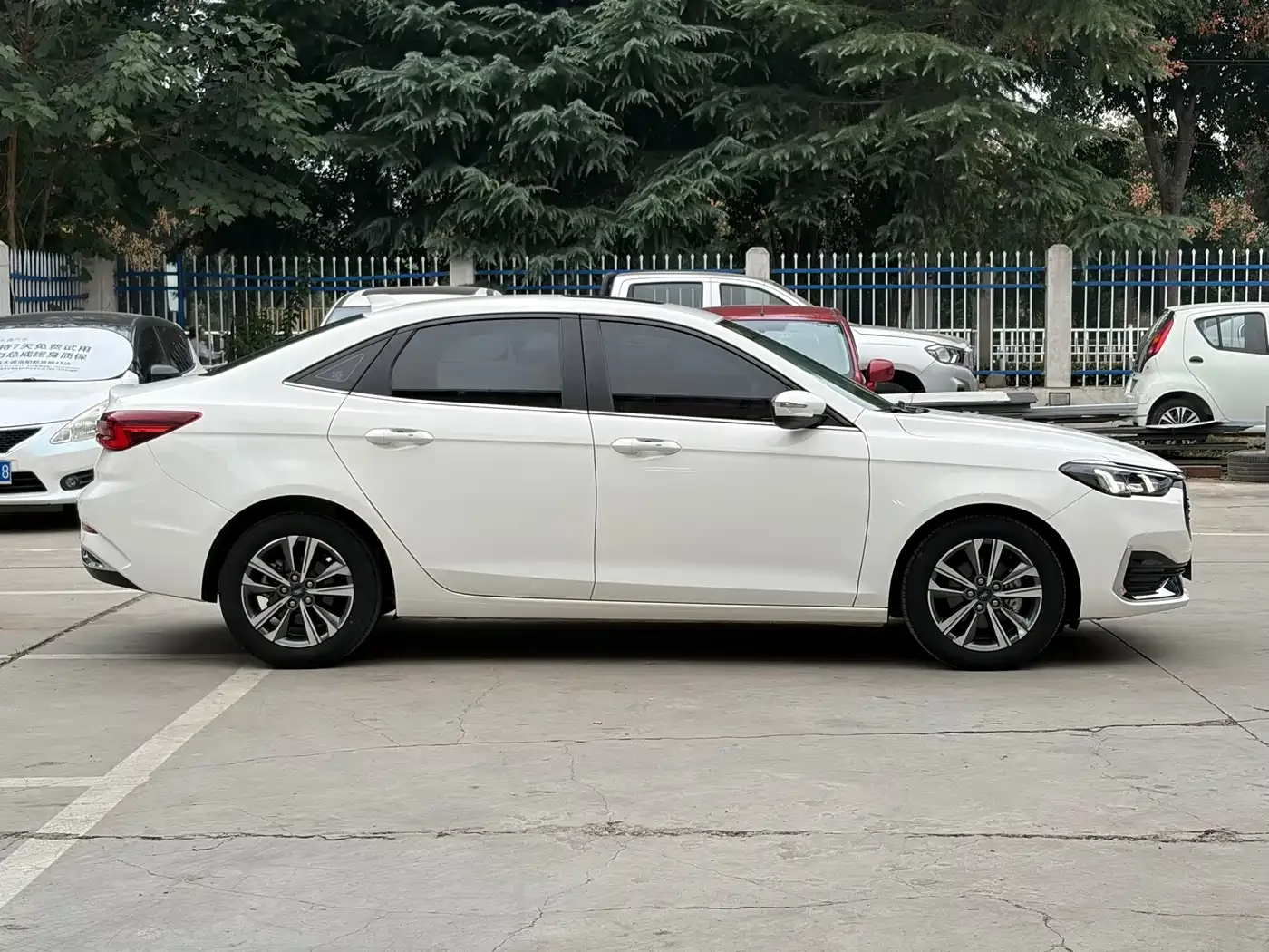 Ford Ford Escort 2021 1.5L Automatic Diamond Edition — Фото автомобиля 16