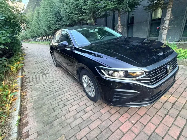 Volkswagen Passat — Фото автомобиля 3