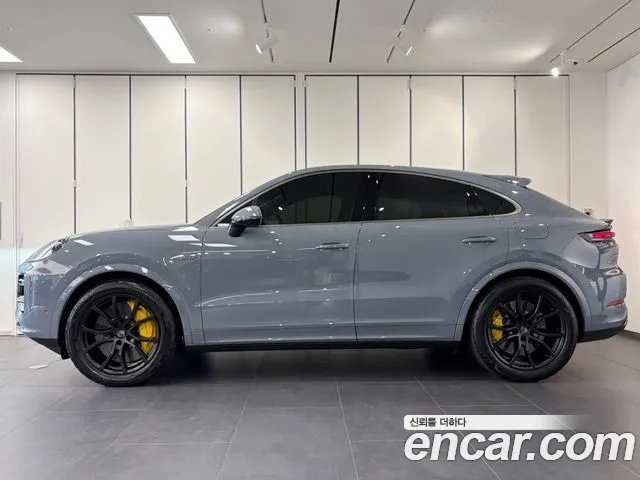 Porsche Cayenne — Фото автомобиля 6