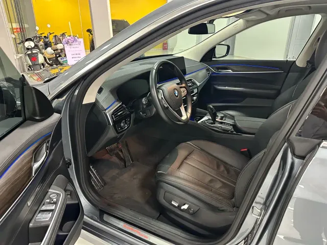 BMW 6 Series Gran Turismo — Фото автомобиля 4