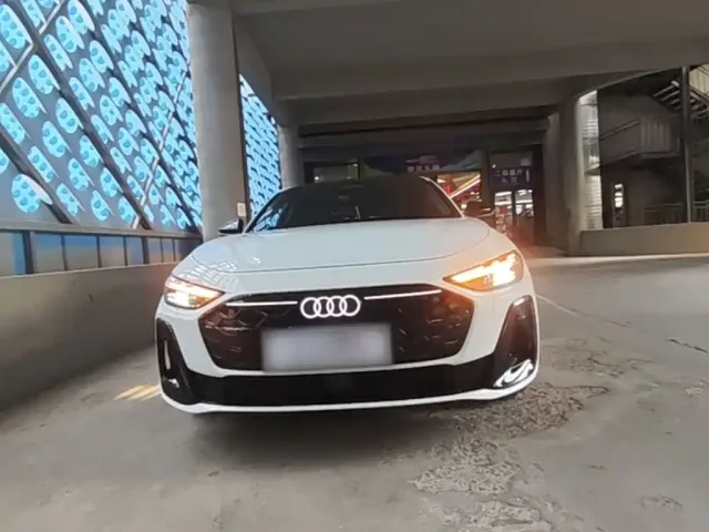 Audi A5L — Фото автомобиля 2
