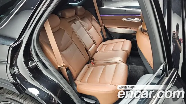 Genesis GV70 2.5T Бензин 2WD — Фото автомобиля 10