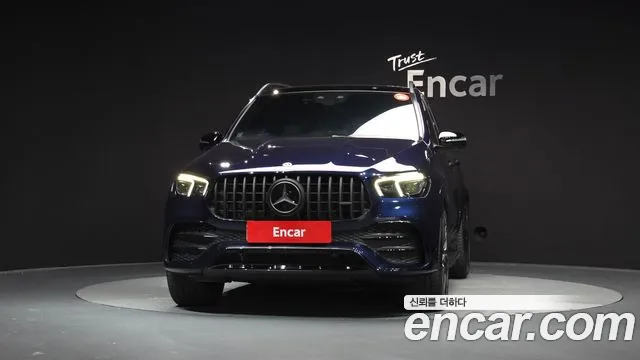 Mercedes-Benz GLE-Class — Фото автомобиля 3