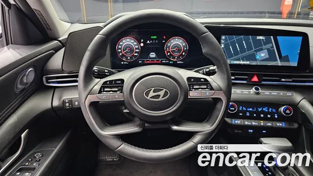 Hyundai AVANTE Новый Avante (CN7) — Фото автомобиля 13