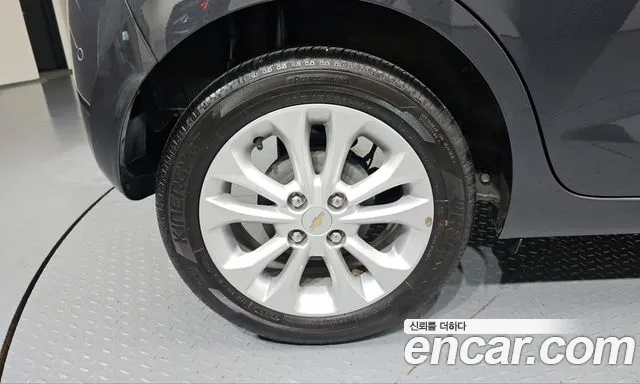Chevrolet Spark — Фото автомобиля 5