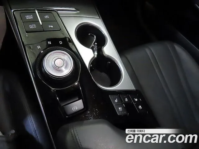Kia K8 — Фото автомобиля 12