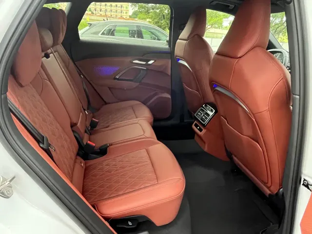 Audi Q5L — Фото автомобиля 16