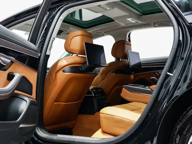 Audi A8 — Фото автомобиля 13