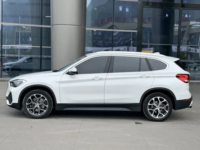 BMW X1 — Фото автомобиля 7