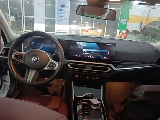 BMW i3 — Фото автомобиля 9