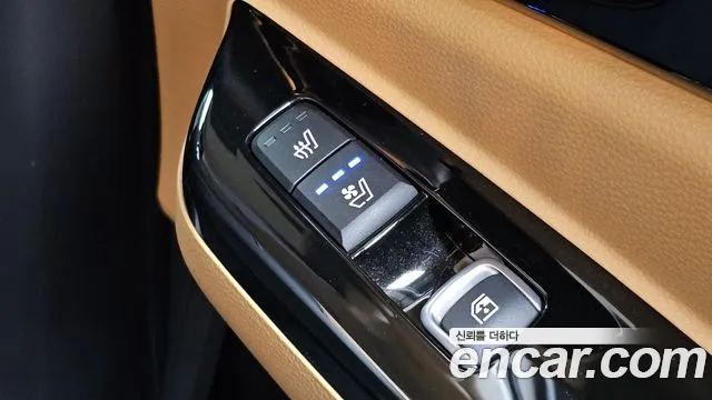 Kia Carnival 4th Gen — Фото автомобиля 25