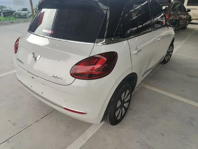 Wuling Bingo — Фото автомобиля 7