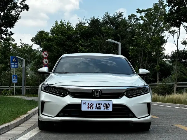 Honda Inspire — Фото автомобиля 2